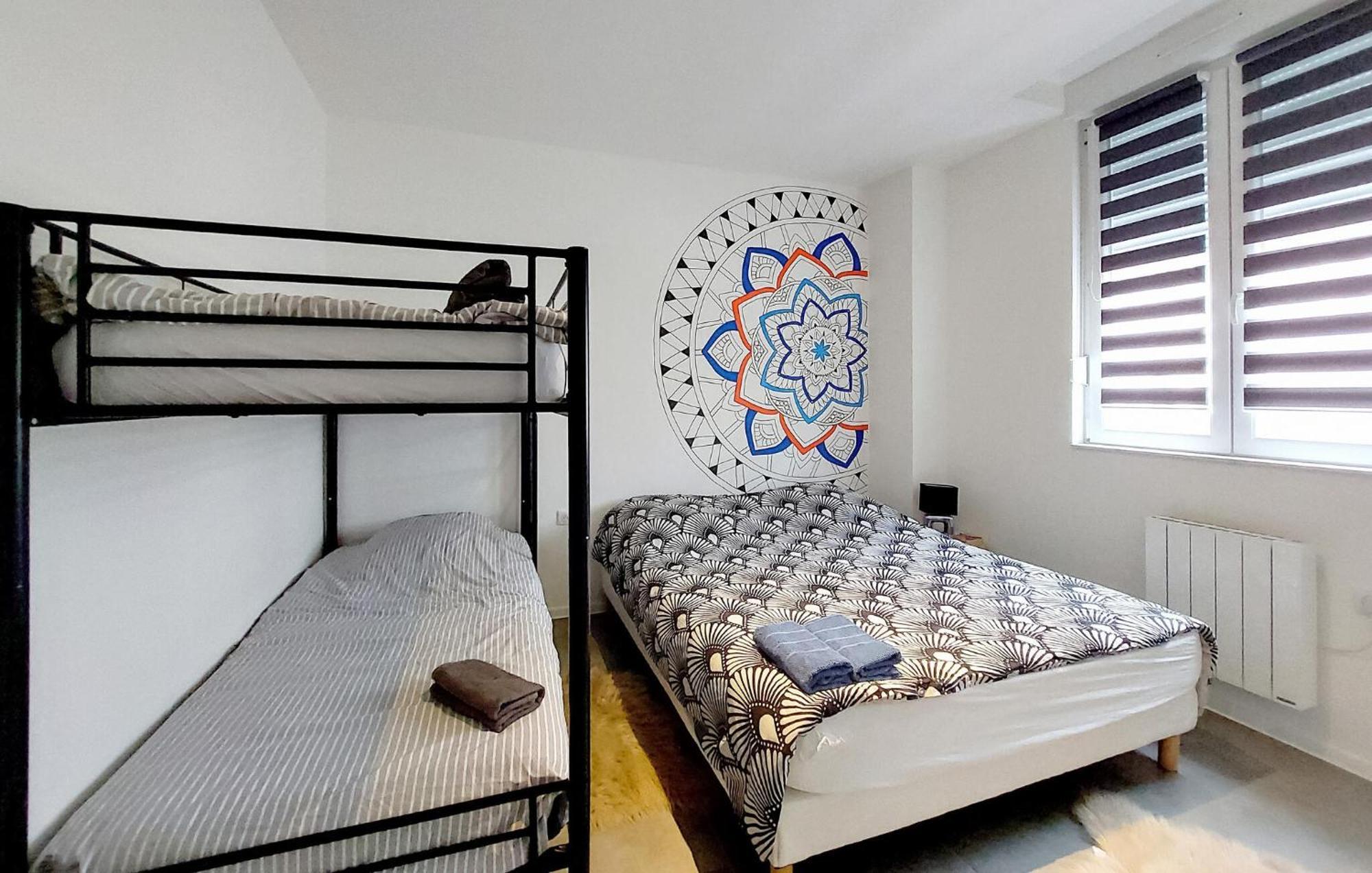 2 Bedroom Beautiful Apartment In Le Thillot Ngoại thất bức ảnh